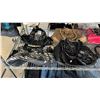 Image 2 : SHELF OF ASSORTED PURSES