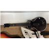 Image 4 : (3) GUITAR HERO GUITARS