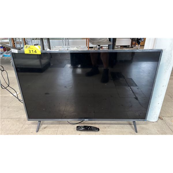 LG 43" UN73 LG UHD TV  WITH STAND & REMOTE