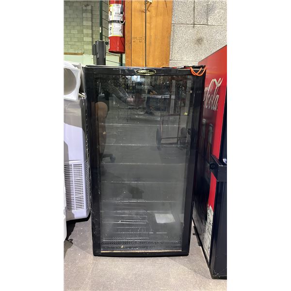 DANBY DWC310BL BEVERAGE COOLER