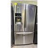 Image 1 : SAMSUNG 36" W STAINLESS STEEL FRENCH DOOR FRIDGE WITH WATER & ICE DISPENSER & BOTTOM FREEZER DRAWER