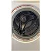Image 2 : MAYTAG COMPACT FRONT LOAD WASHING MACHINE