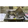 Image 2 : STAINLESS STEEL COMMERCIAL 2-BASIN SINK