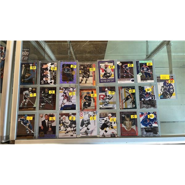 (22) ASSORTED WAYNE GRETZKY HOCKEY CARDS