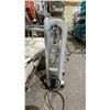Image 2 : DELONGHI TRR0715 PORTABLE RADIATOR HEATER