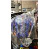 Image 3 : PBR BULL RIDING SHOWDOWN & CCM BICYCLE HELMET