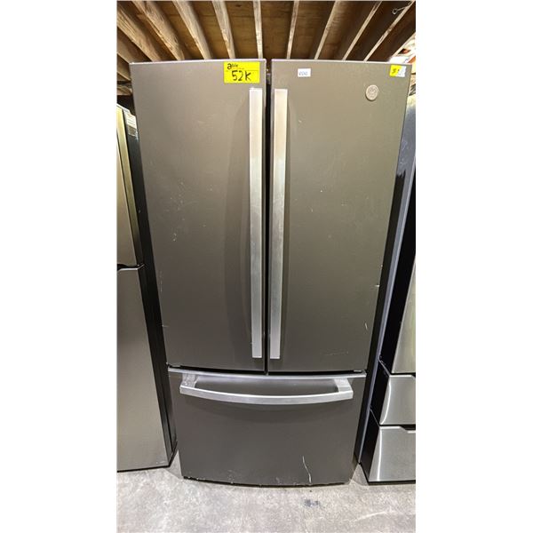 GE STAINLESS STEEL FRENCH DOOR FRIDGE WITH ROLLOUT FREEZER 33"W