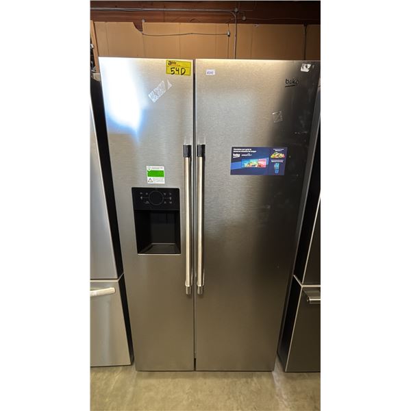 BEKO STAINLESS STEEL SIDE-BY-SIDE FRIDGE WITH WATER/ICE DISPENSER 35.5"W