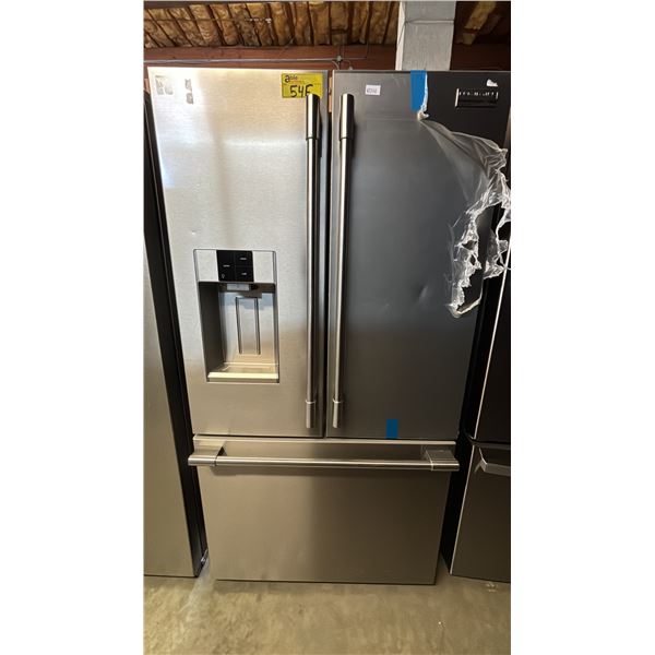 FRIGIDAIRE PROFESSIONAL STAINLESS STEEL FRENCH DOOR FRIDGE WITH ROLLOUT FREEZER 36"W