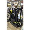Image 2 : VISTA BY KILIMANJARO HITCH-MOUNTED BIKE RACK *UNKNOWN WORKING CONDITION/MAY BE MISSING PARTS & OR