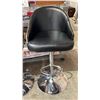 Image 4 : (3) SWIVEL BAR HEIGHT STOOLS *UNKNOWN WORKING CONDITION*