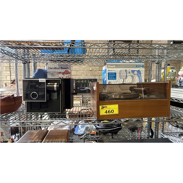 VINTAGE DUAL 1019 TURNTABLE & VINTAGE BELL & HOWELL SLIDE CUBE PROJECTOR