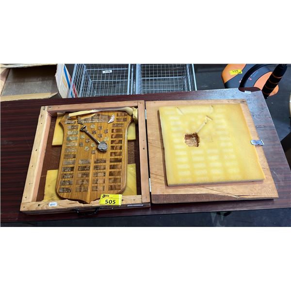 C.P. TRANSPORT GOLDEN SHOVEL AWARD WALL PLAQUE IN WOOD CASE