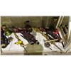 Image 3 : SHELF OF ASSORTED MODERN HOOKAHS WITH BASES AND PIPES