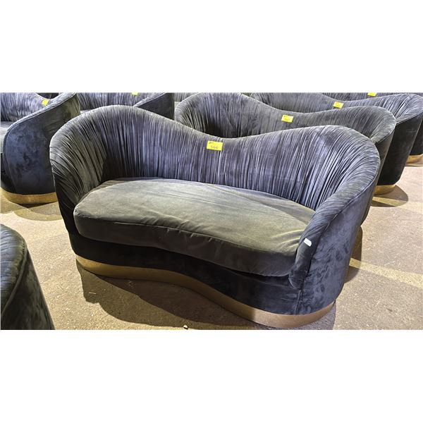 VELOUR SOFA WITH GOLD ACCENT
