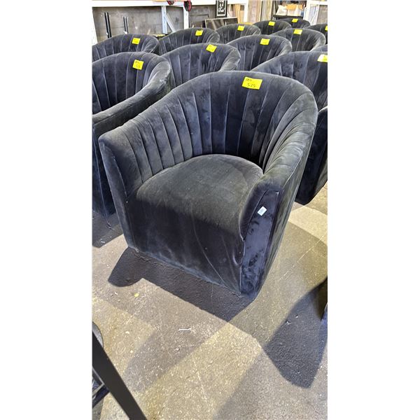 VELOUR BARREL ACCENT CHAIR