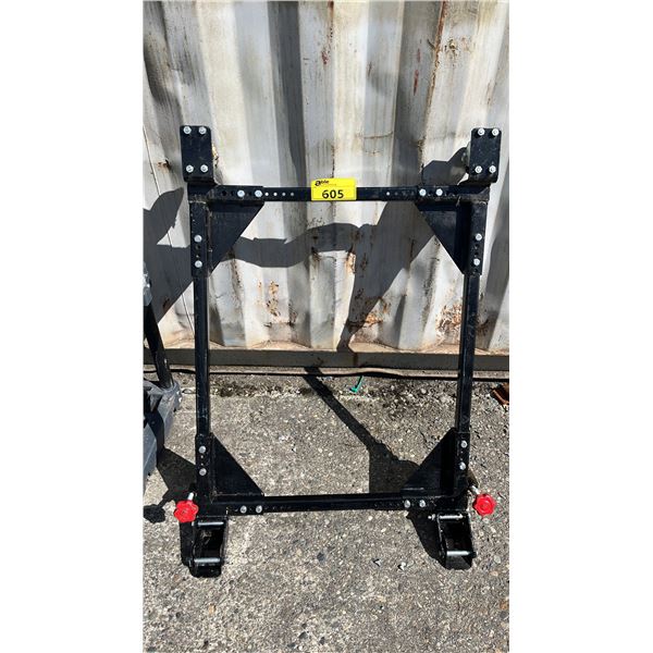 ADJUSTABLE UNIVERSAL MOBILE BASE FRAME WITH 4 WHEELS
