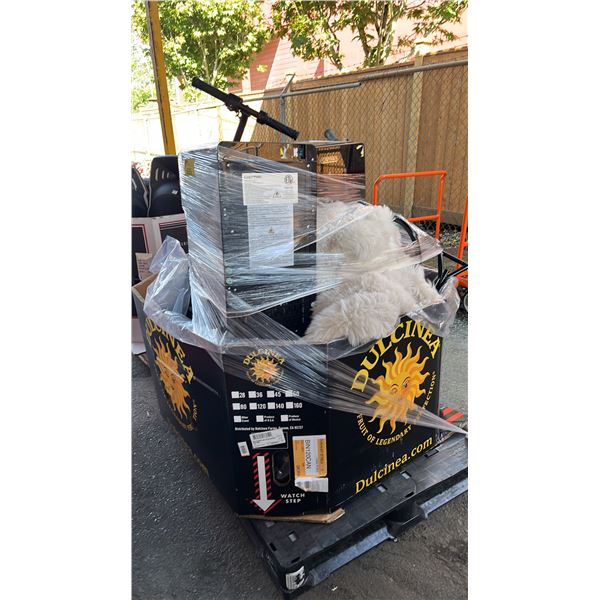 PALLET OF ASSORTED  ITEMS INCLUDING KIDS SCOOTERS, FOLDING CHAIRS, AREA RUGS AND MORE