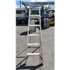 Image 2 : LITE 6FT ALUMINUM STEP LADDER