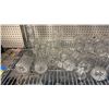 Image 2 : SHELF OF ASSORTED GLASS AND CRYSTAL WARE
