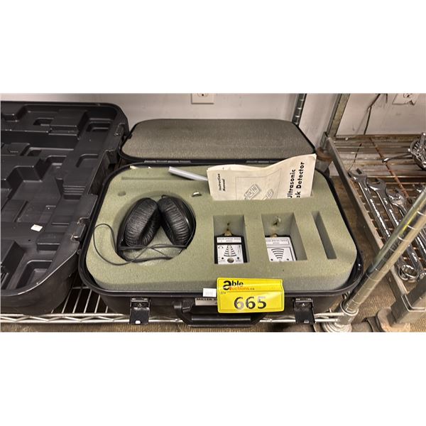 MILLER ULTRASONIC LEAK DETECTOR WITH CASE