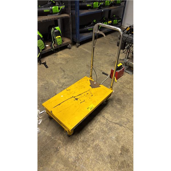 YELLOW 4 WHEEL HEAVY DUTY HYDRAULIC LIFT CART