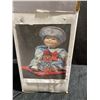 Image 5 : Ashton-Drake Galleries 'Amanda' Porcelain Doll with COA and Original Box