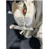 Image 3 : Handmade Mouse Bride and Groom Wedding Dolls with Lace Outfits