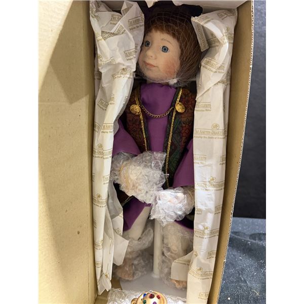 Ashton-Drake Galleries Second King Nativity Figure with Box