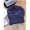 Image 2 : Pet Beds, Plastic Crate, Blanket, and Dog Puzzle Toy