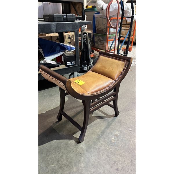 WOOD & LEATHER CURVED CHAIR