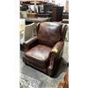 Image 3 : STUDDED LEATHER RECLINER
