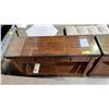 Image 4 : WOOD 2-DRAWER GLASS TOP HALL TABLE 50" X 16" X 30"