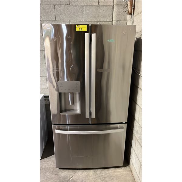 GE STAINLESS STEEL FRENCH DOOR FRIDGE WITH ROLLOUT FREEZER & WATER/ICE DISPENSER 35.5"W