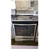 Image 1 : WHIRLPOOL GOLD SERIES STAINLESS STEEL ELECTRIC STOVE WITH CONVECTION OVEN