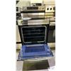 Image 3 : SAMSUNG STAINLESS STEEL ELECTRIC STOVE WITH CONVECTION OVEN