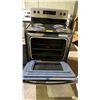 Image 3 : WHIRLPOOL STAINLESS STEEL ELECTRIC COIL TOP STOVE WITH OVEN
