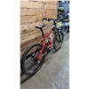 Image 3 : GIANT NITROCITY REIGN X2 18 SPEED BIKE