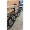 Image 3 : SPECIALIZED HARD ROCK COMP 24 SPEED BIKE