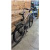 Image 3 : SPECIALIZED HARD ROCK COMP 24 SPEED BIKE