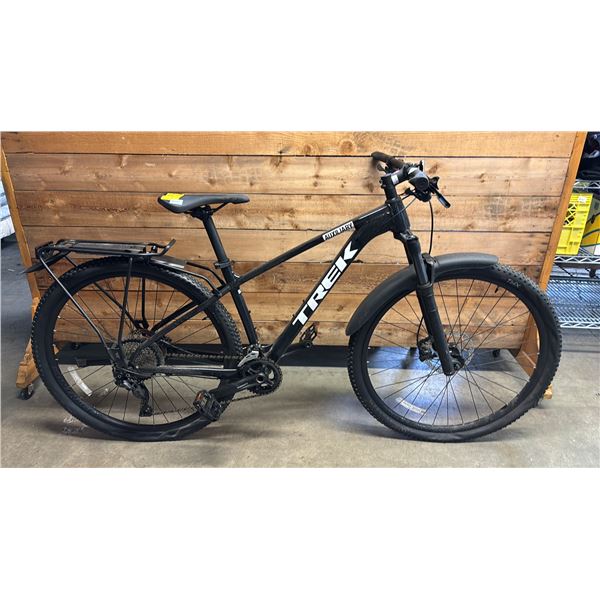 TREK 9 SPEED BIKE