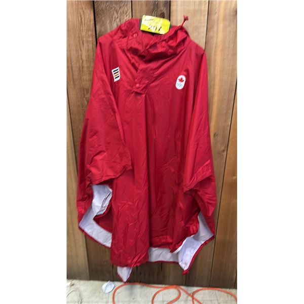 SIZE L HBC RED WINTER OLYMPICS TEAM CANADA COLLECTION PONCHO WITH BEAVER GRAPHIC ON THE BACK