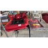 Image 1 : HUDSON'S BAY TEAM CANADA OLYMPIC BACKPACK & TEAM CANADA FUTURE LEGACY SCARF