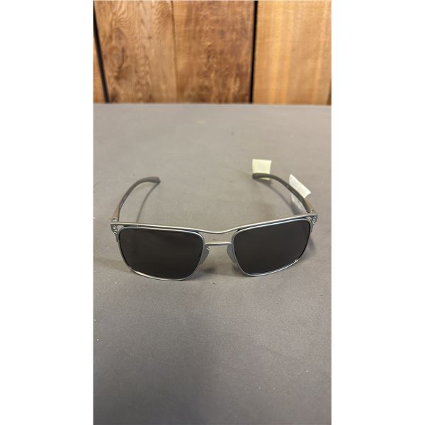 HOBROOK TI TITANIUM SUNGLASSES