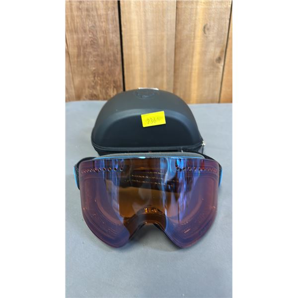 DRAGON SKI GOGGLES WITH CARRY CASE