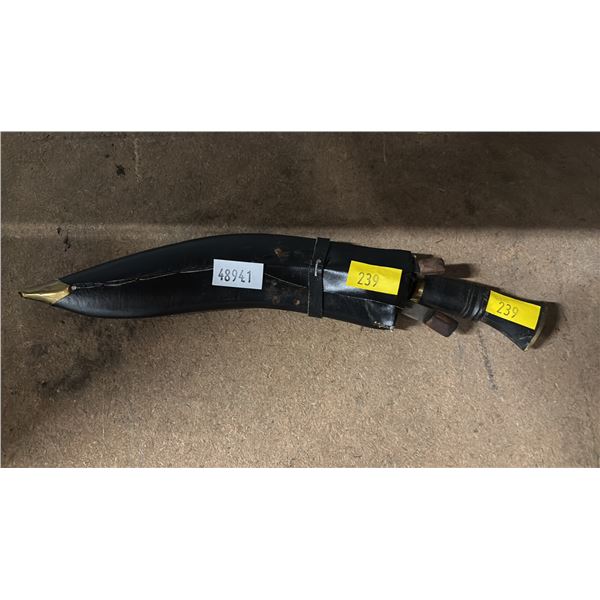 KUKRI KNIFE WITH 2 SMALL MINI KNIVES & LEATHER SHEATH