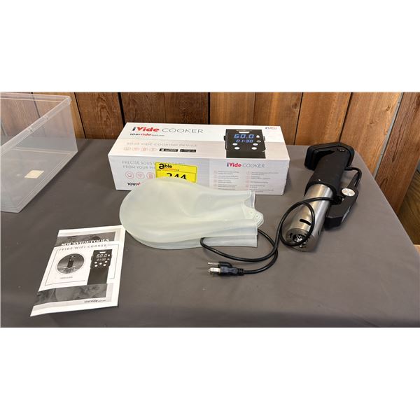 (2) IVIDE SOUSVIDE COOKERS