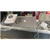 Image 3 : VINTAGE APPLE POWERBOOK G4 (TITANIUM) 1GB LAPTOP WITH POWER CORD, CDS & DVI TO VGA ADAPTER