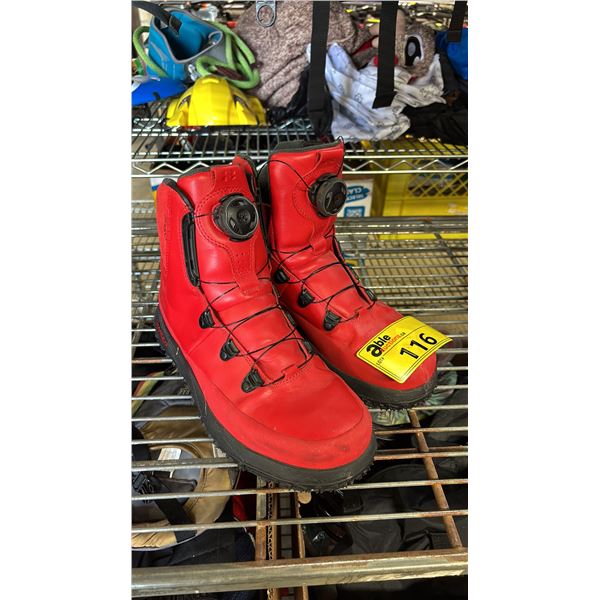 VIBRANT RED UNDER ARMOUR FAT TIRE CHARGED BOOTS SIZE 9.5