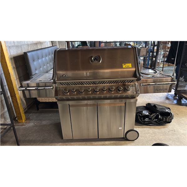 NAPOLEAN STAINLESS STEEL 9 BURNER PORTABLE BARBEQUE